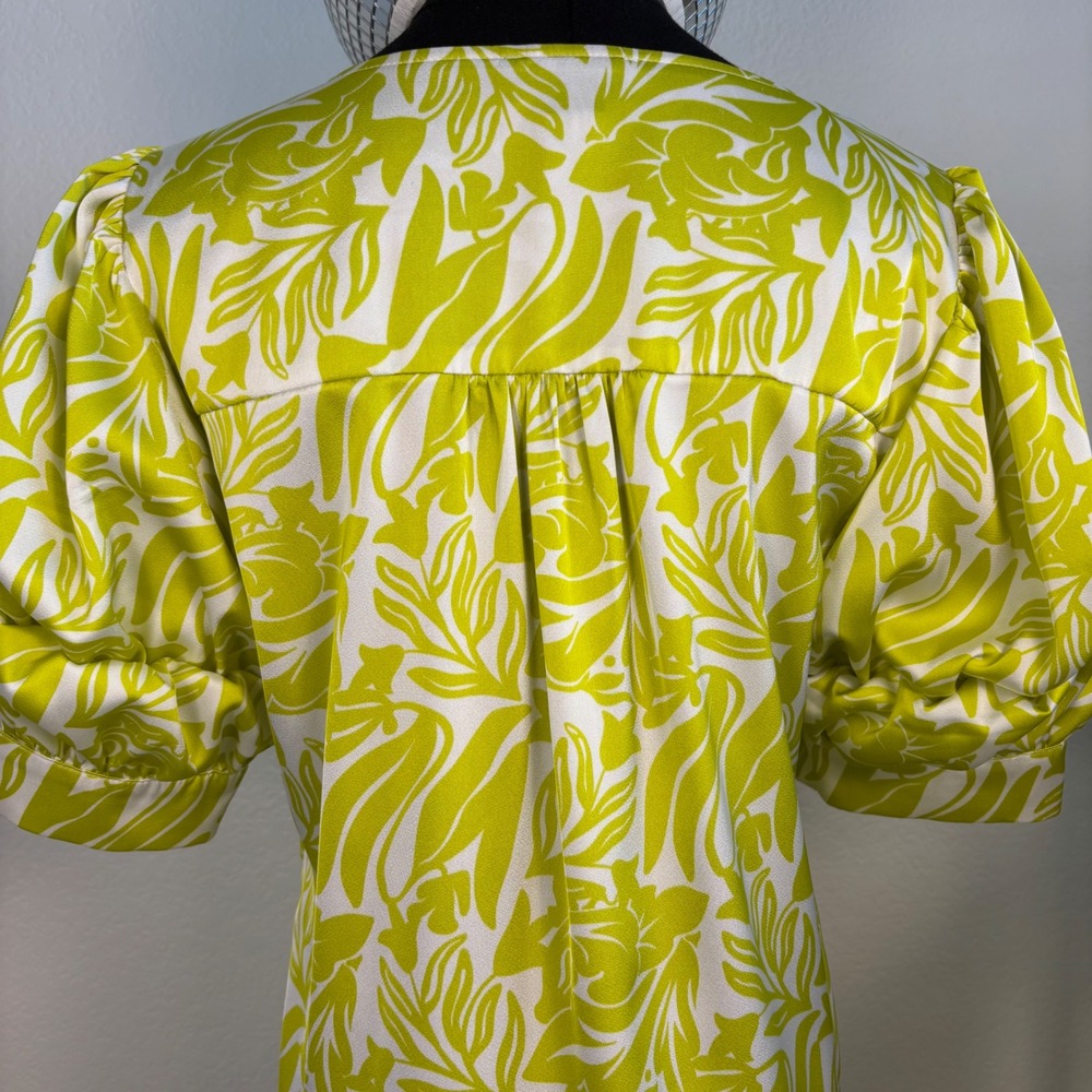 CeCe Yellow White Floral V-Neck Puff Sleeve Blouse - Picture 12 of 13